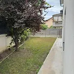 Maison Avec Jardin Centre Proche Eurexpo Villa